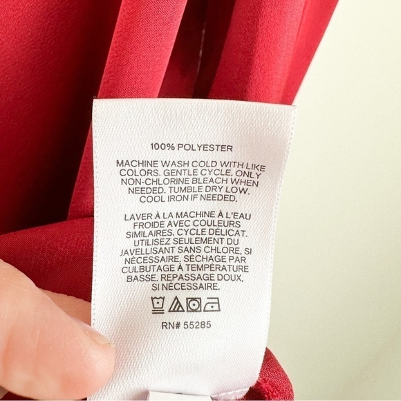 Express Satin Silky V neck Button Detail Balloon Sleeve Blouse Top Crimson Med - Picture 7 of 8